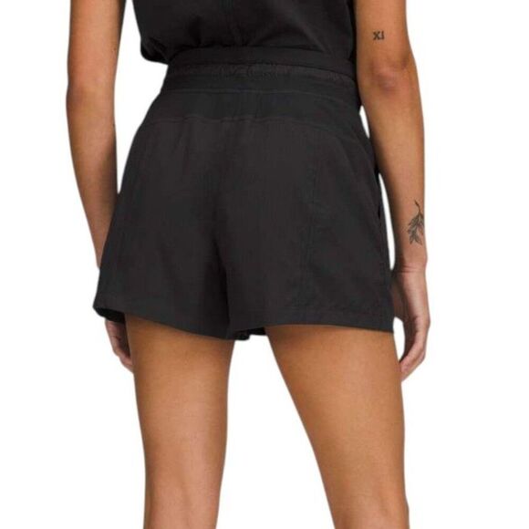 Lululemon Dance Studio High-Rise Short 3.5" *Black - Picture 3 of 8